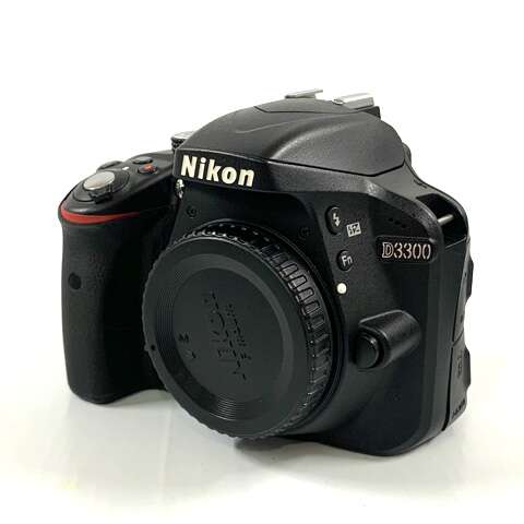 Nikon　ニコン　一眼レフ　デジタルカメラ　D3300　レンズセット